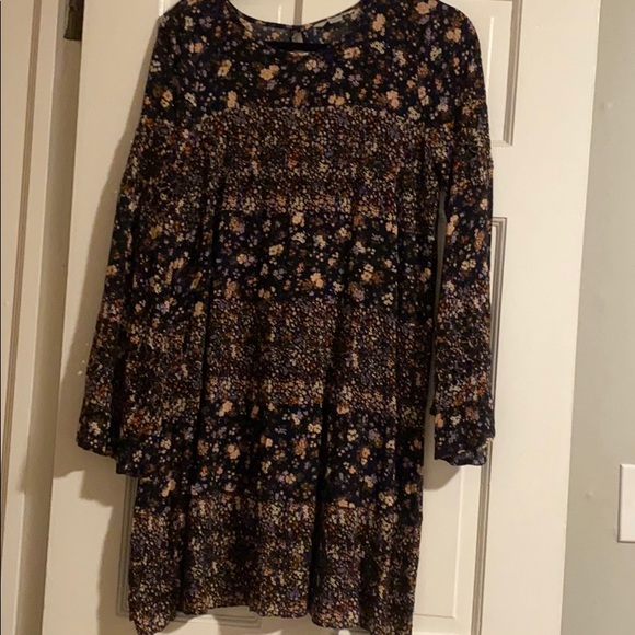 American Eagle Floral Dress - Picture 2 of 6